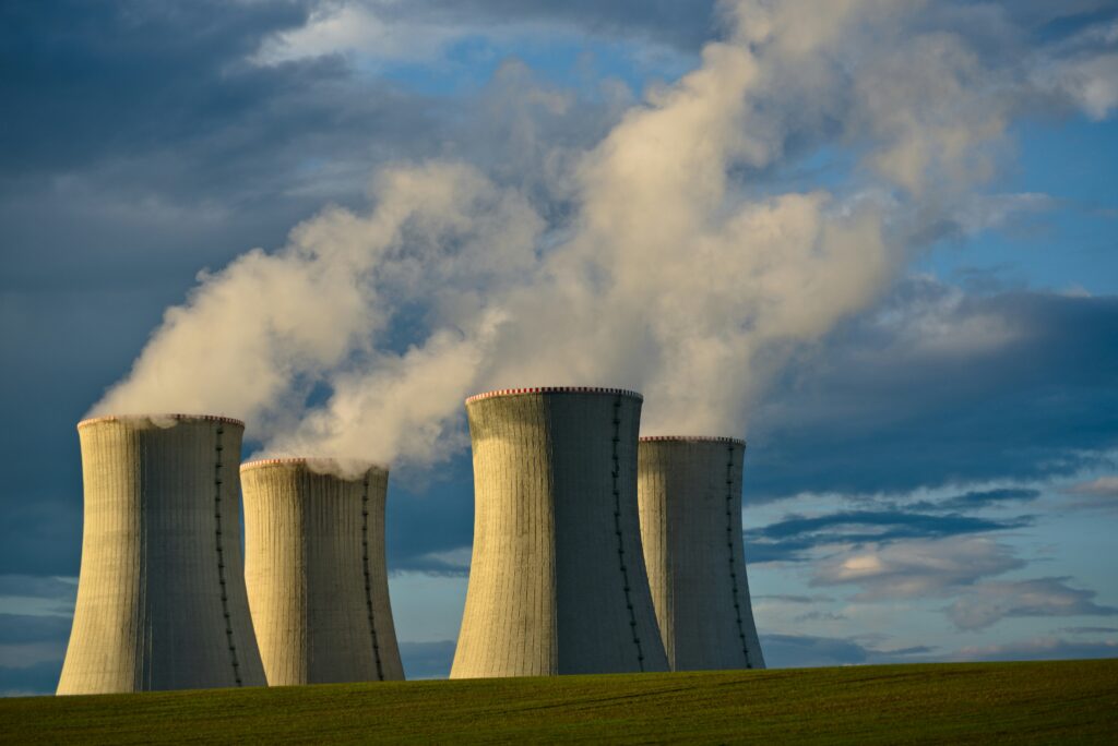 ¿Cómo se produce la electricidad en una central nuclear?